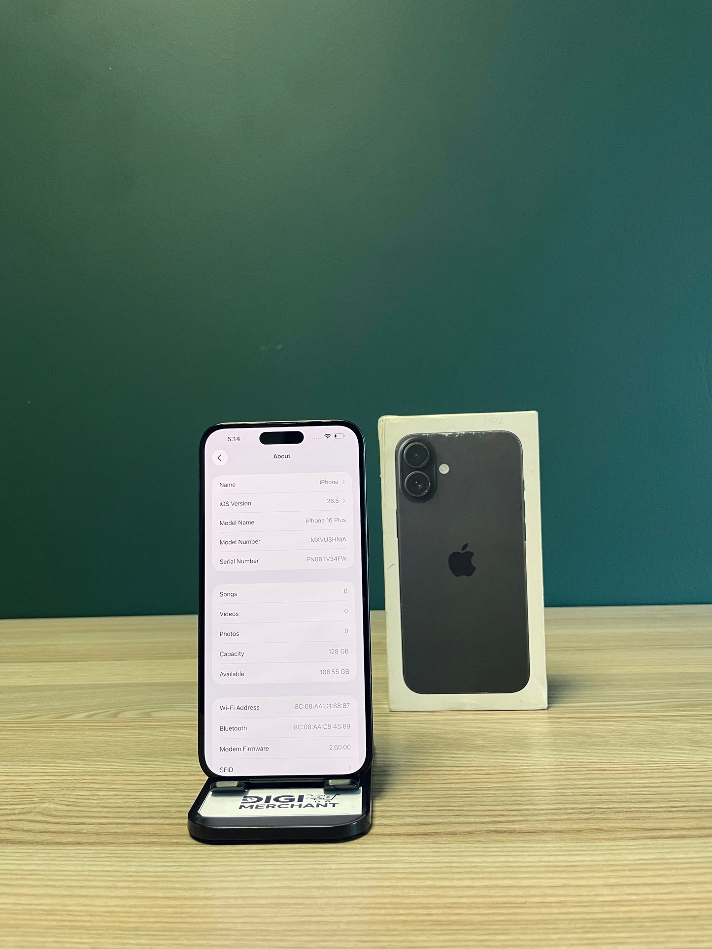 iPhone 16 Plus 128GB - Black (Pre-owned | B-Grade)
