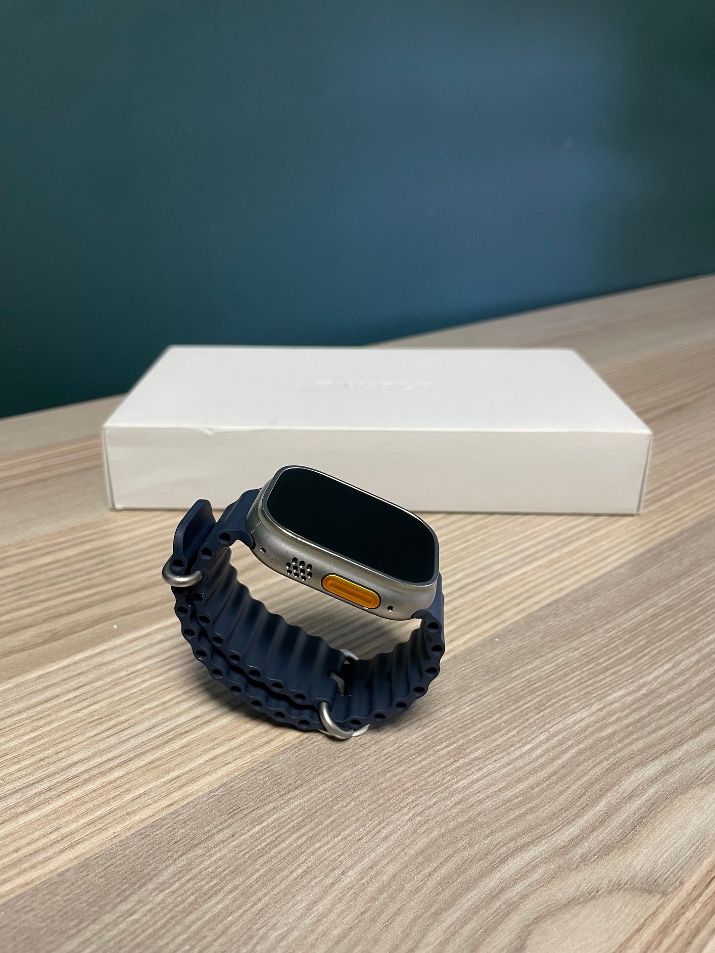 Apple Watch Ultra 2 Titanium Case With Blue Ocean Band (Pre-owned | B-Grade)