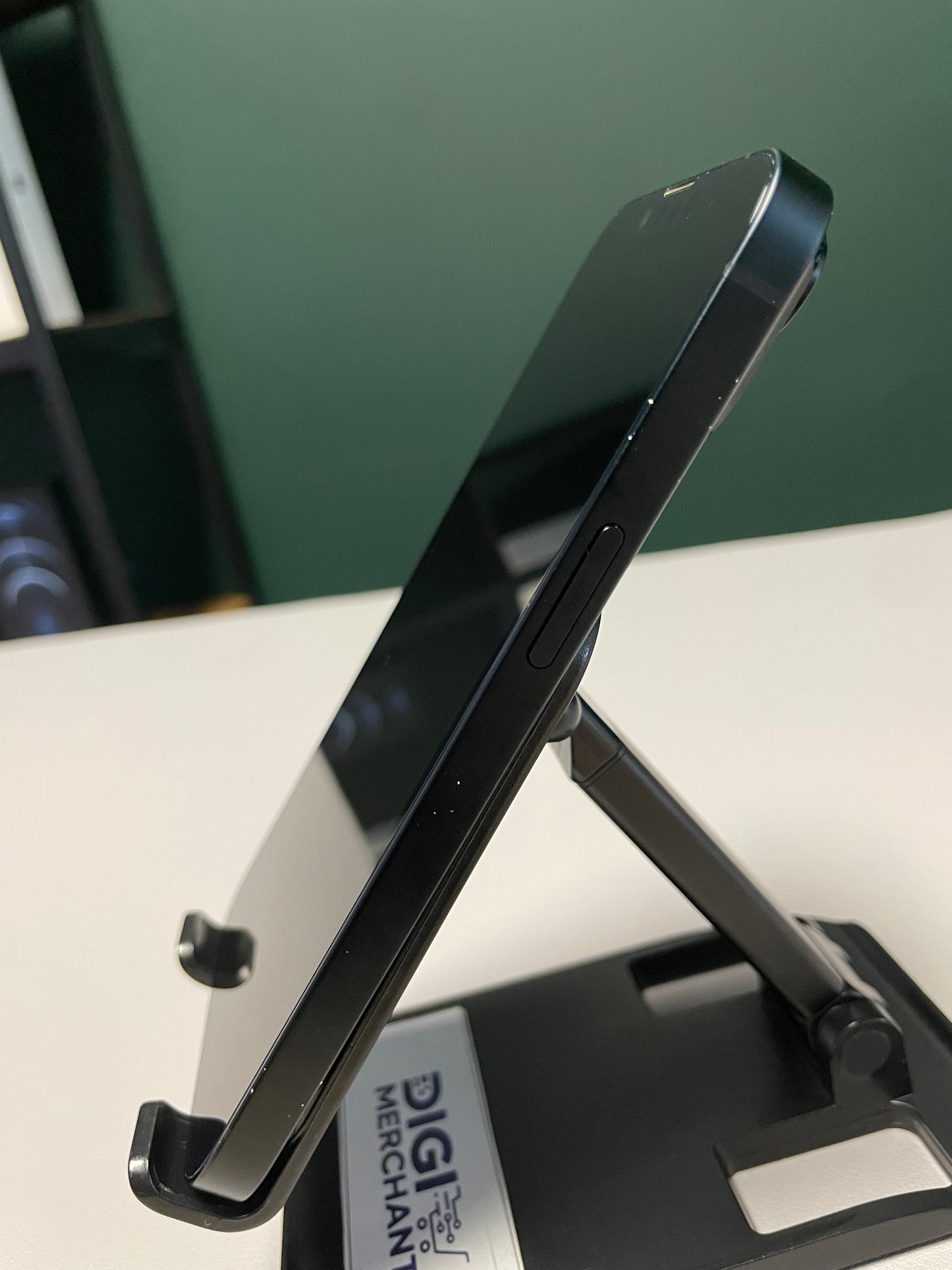 iPhone 14 256GB - Midnight (Pre-owned |B-Grade)