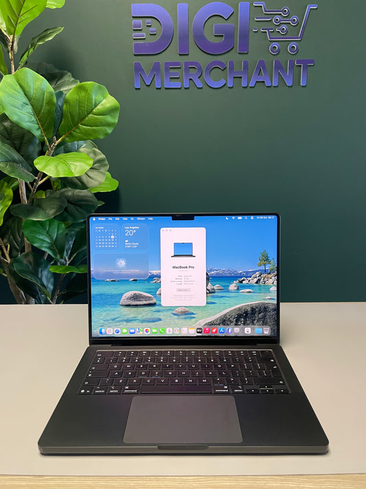 Apple MacBook Pro 14-inch With M5 Chip 512GB | 16GB - Space Black (Pre-owned |A-Grade)