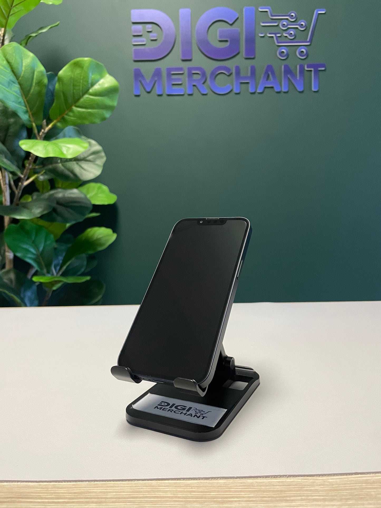 iPhone 13 128GB - Midnight (Pre-owned | Pristine)
