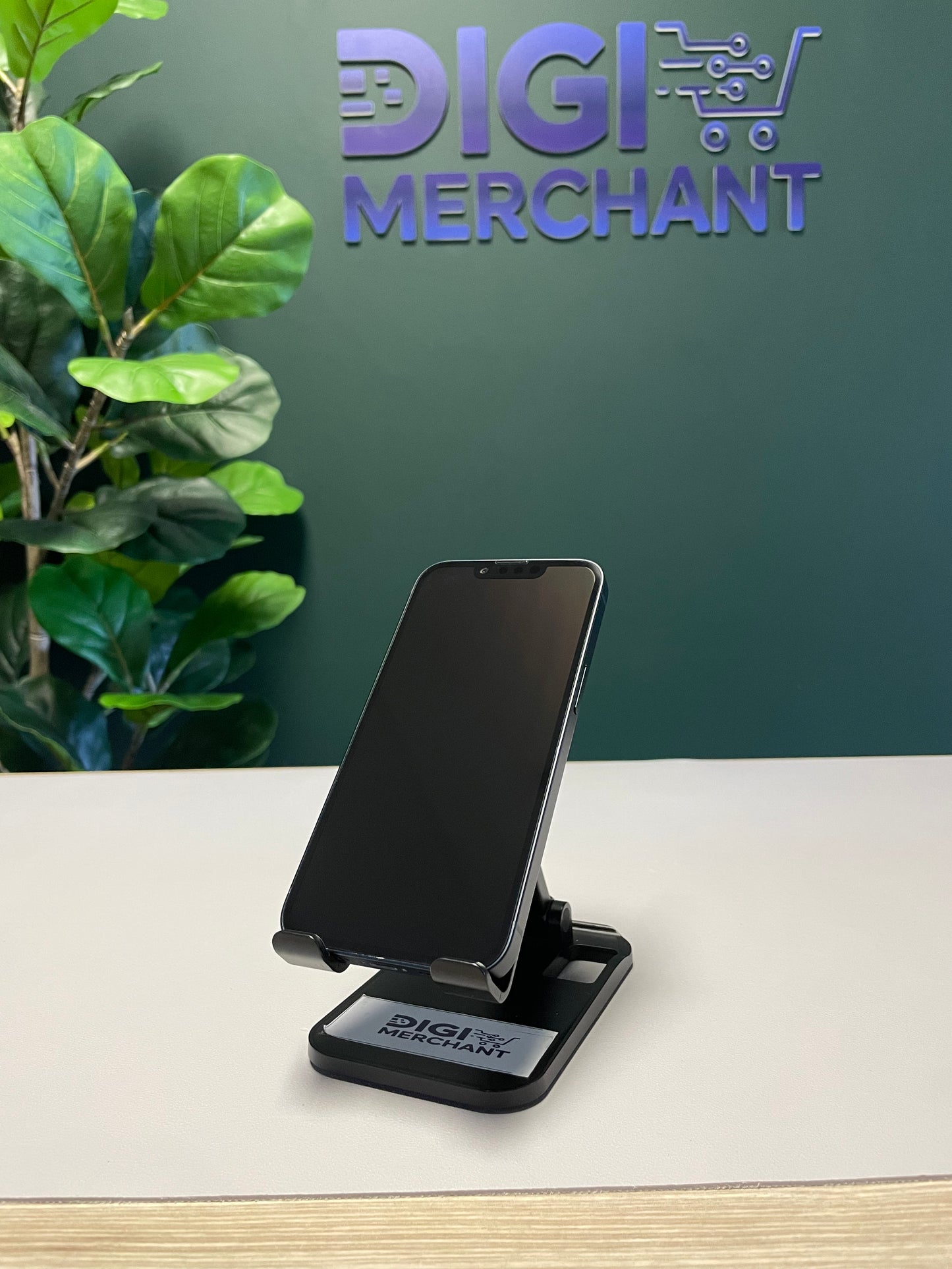 iPhone 14 128GB - Midnight (Pre-owned | Pristine)
