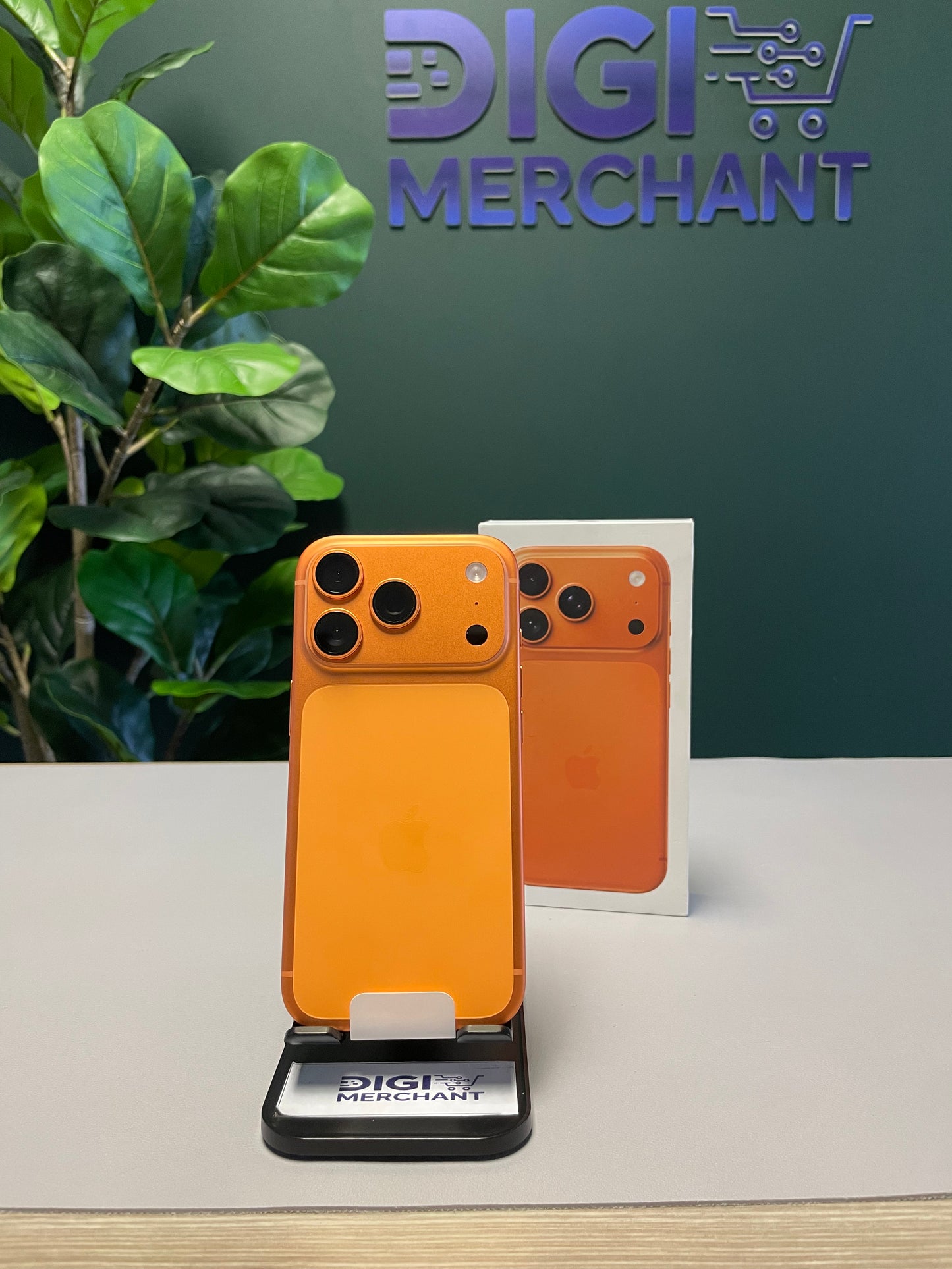 iPhone 17 Pro 256GB - Cosmic Orange (Brand New - Open Box)