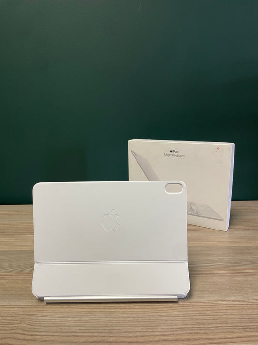 Apple Magic Keyboard for iPad Air 11-inch White - (Pre-owned |A-Grade)