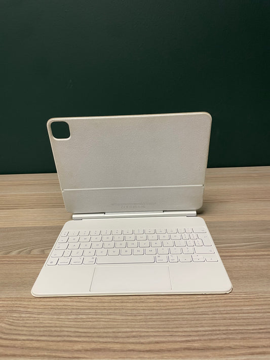 Apple Magic Keyboard for iPad Pro 11-inch & iPad Air 4/5 - (Pre-owned | B-Grade)