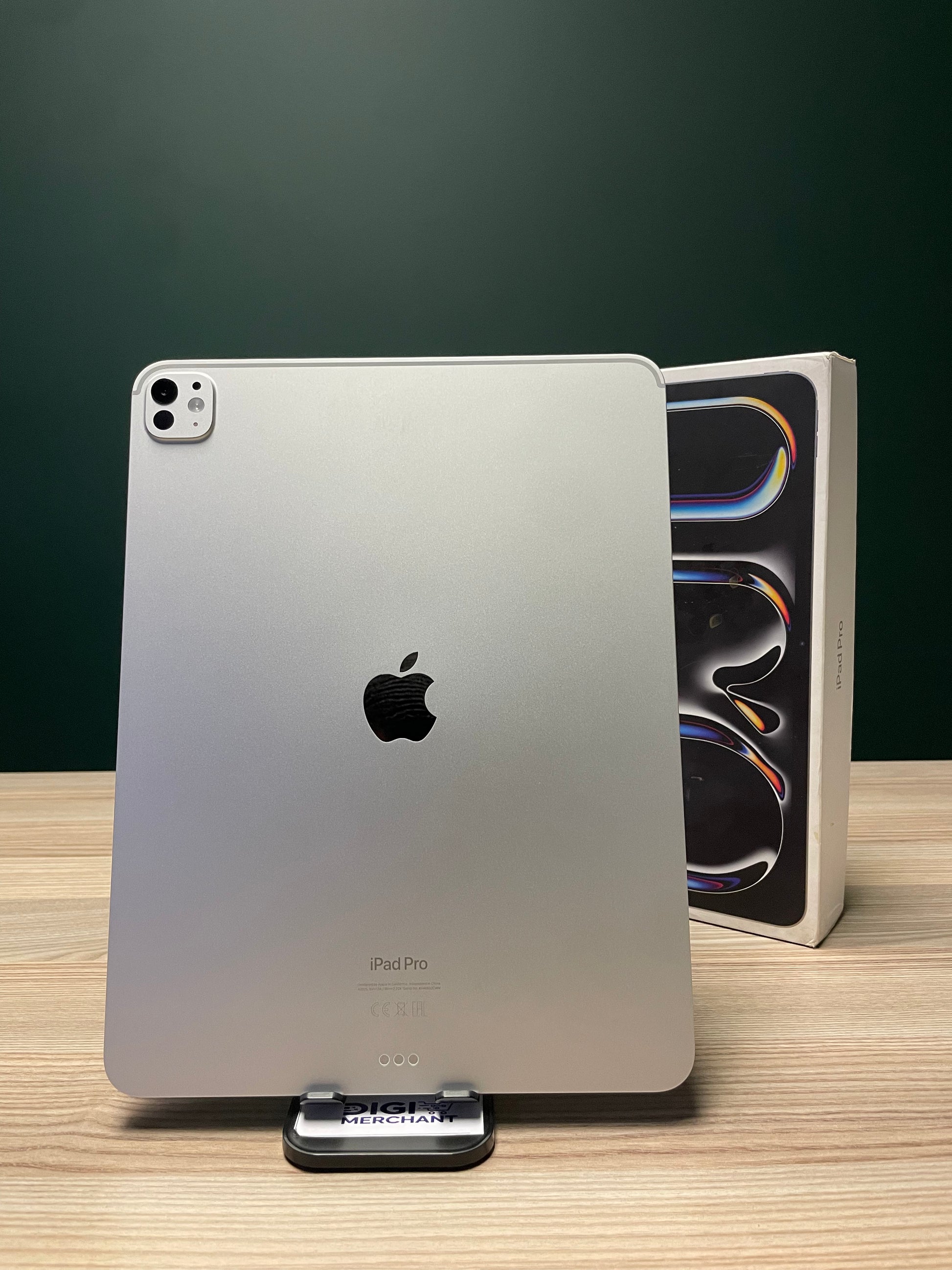 Apple iPad Pro 13-inch M4 | Wi-Fi | 256gb - Silver (Pre-owned | A-Grade Pristine)