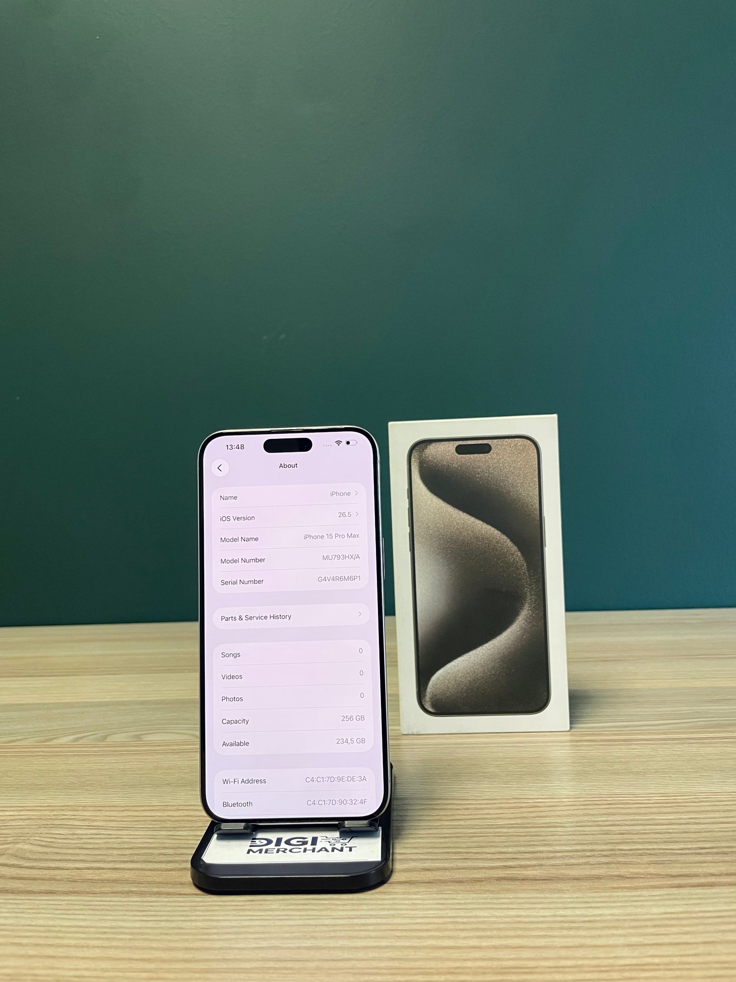iPhone 15 Pro Max 256GB - Natural Titanium (Pre-owned | B-Grade)