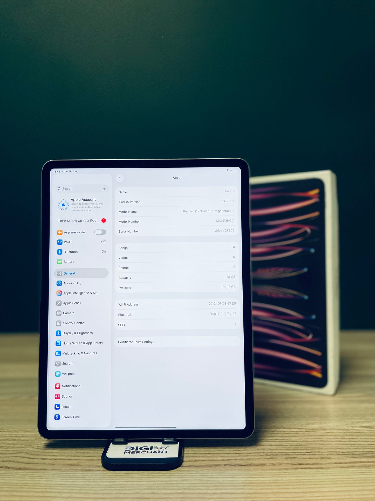 iPad Pro 12.9-inch M2 | Wi-Fi | 128gb - Space Grey (Pre-owned | B-Grade)