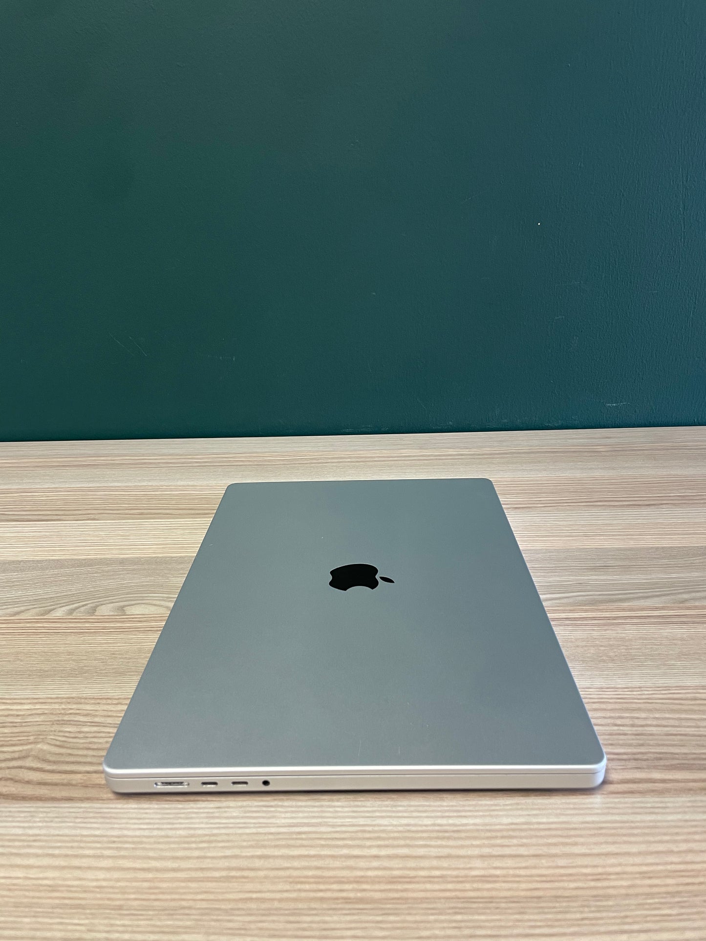 MacBook Pro 16-inch With M1 Pro Chip 512GB | 16GB - Silver (Pre