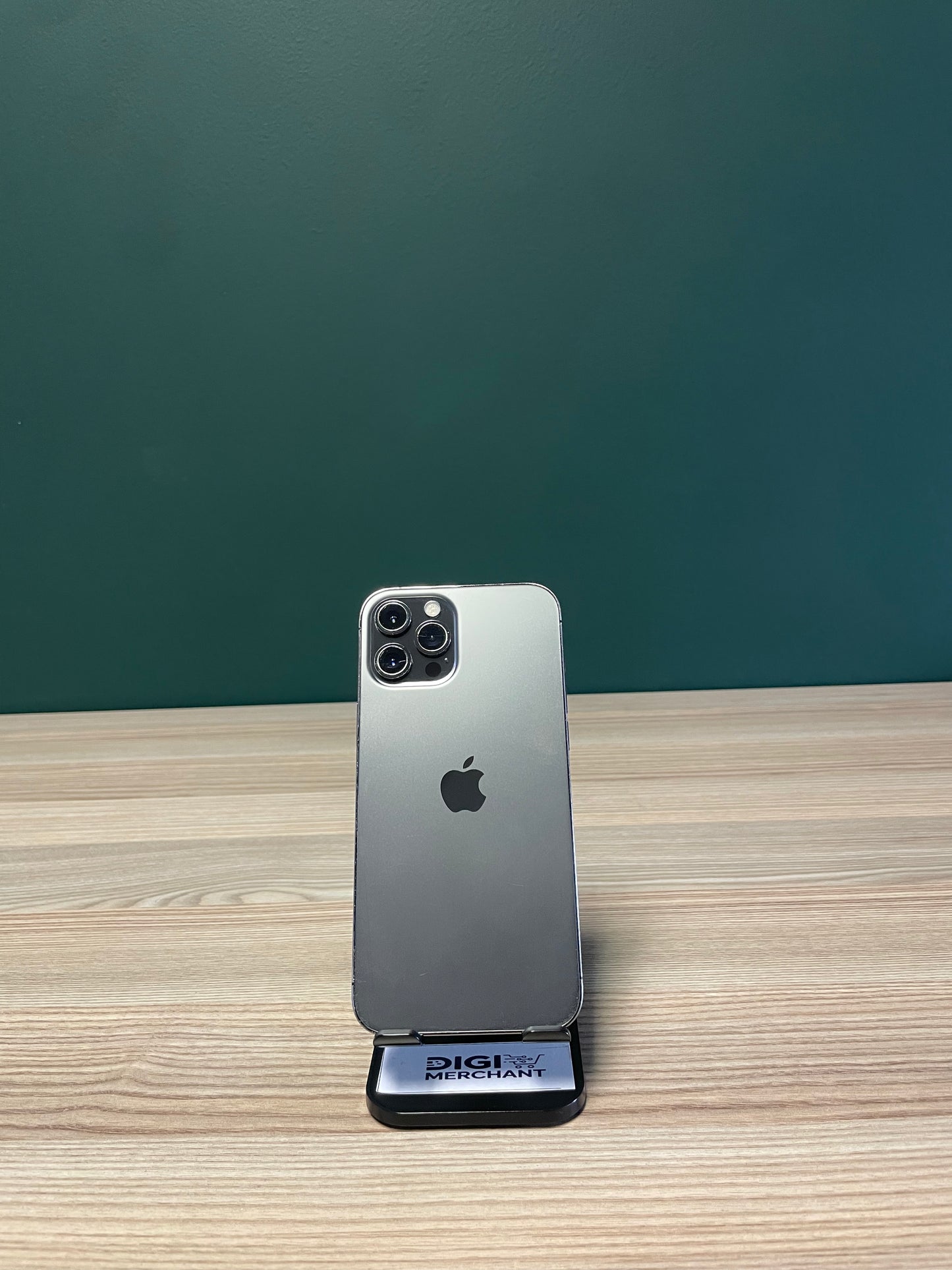 iPhone 12 Pro Max 256GB - Graphite (Pre-owned | B-Grade)