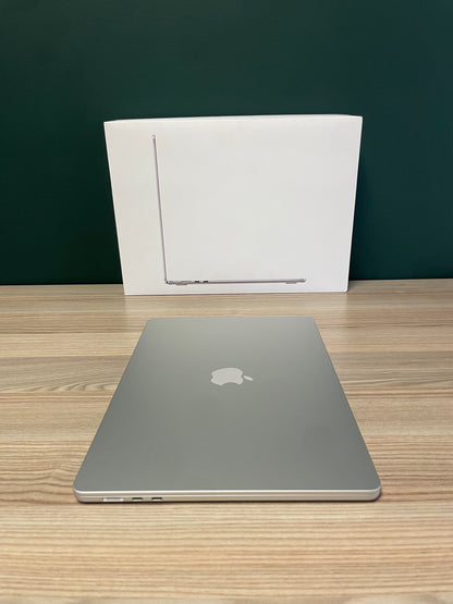 MacBook Air 15-inch | M4 Chip | 256GB | 16GB- Silver (Pre-owned | A-Grade)