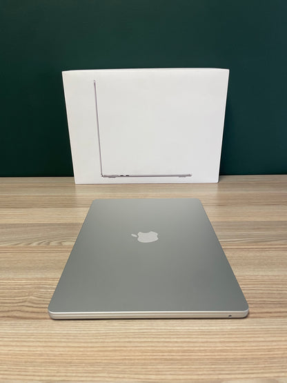 MacBook Air 15-inch | M4 Chip | 256GB | 16GB- Silver (Pre-owned | A-Grade)