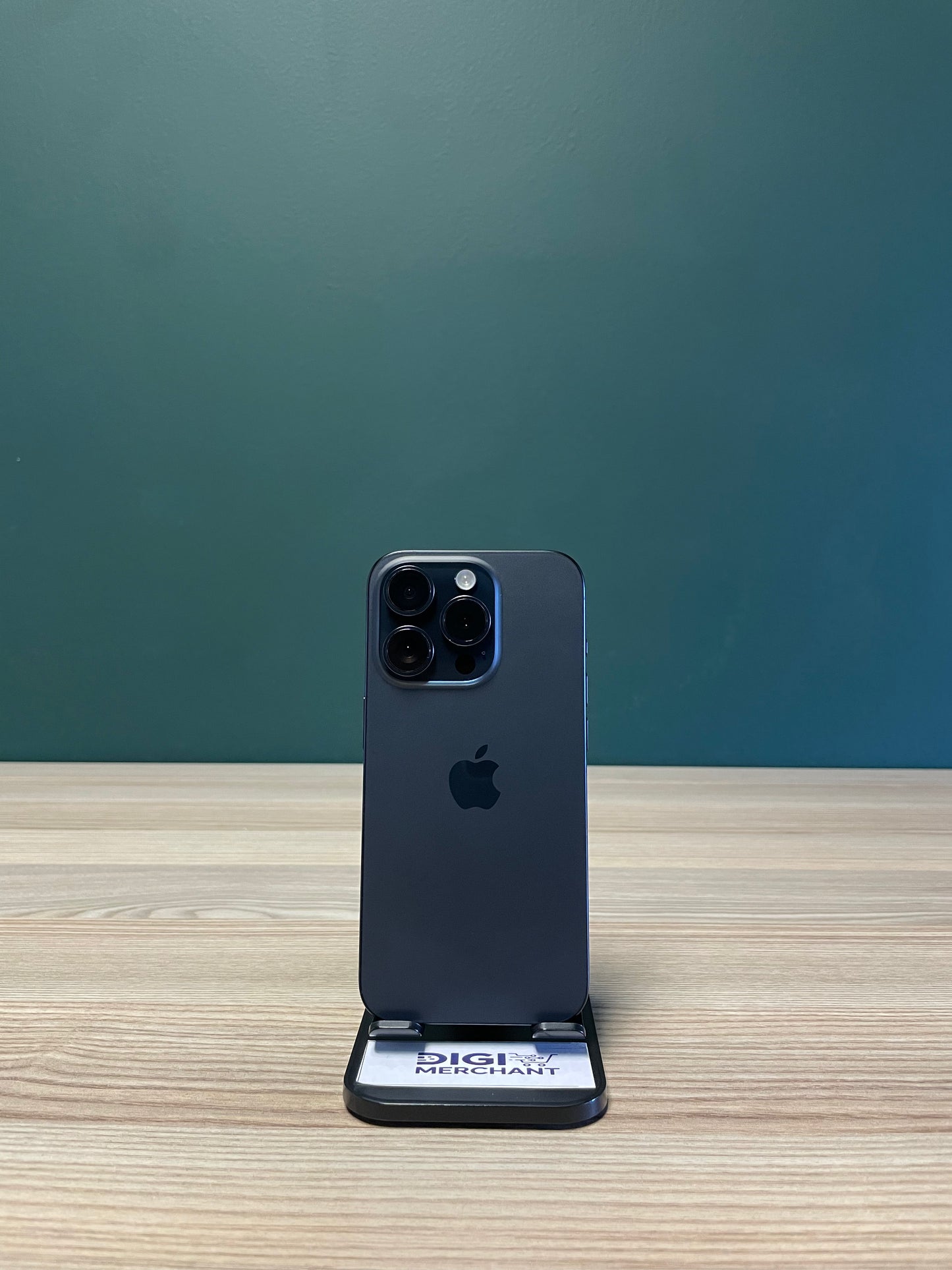 iPhone 15 Pro 256GB - Blue Titanium (Pre-owned | B-Grade)