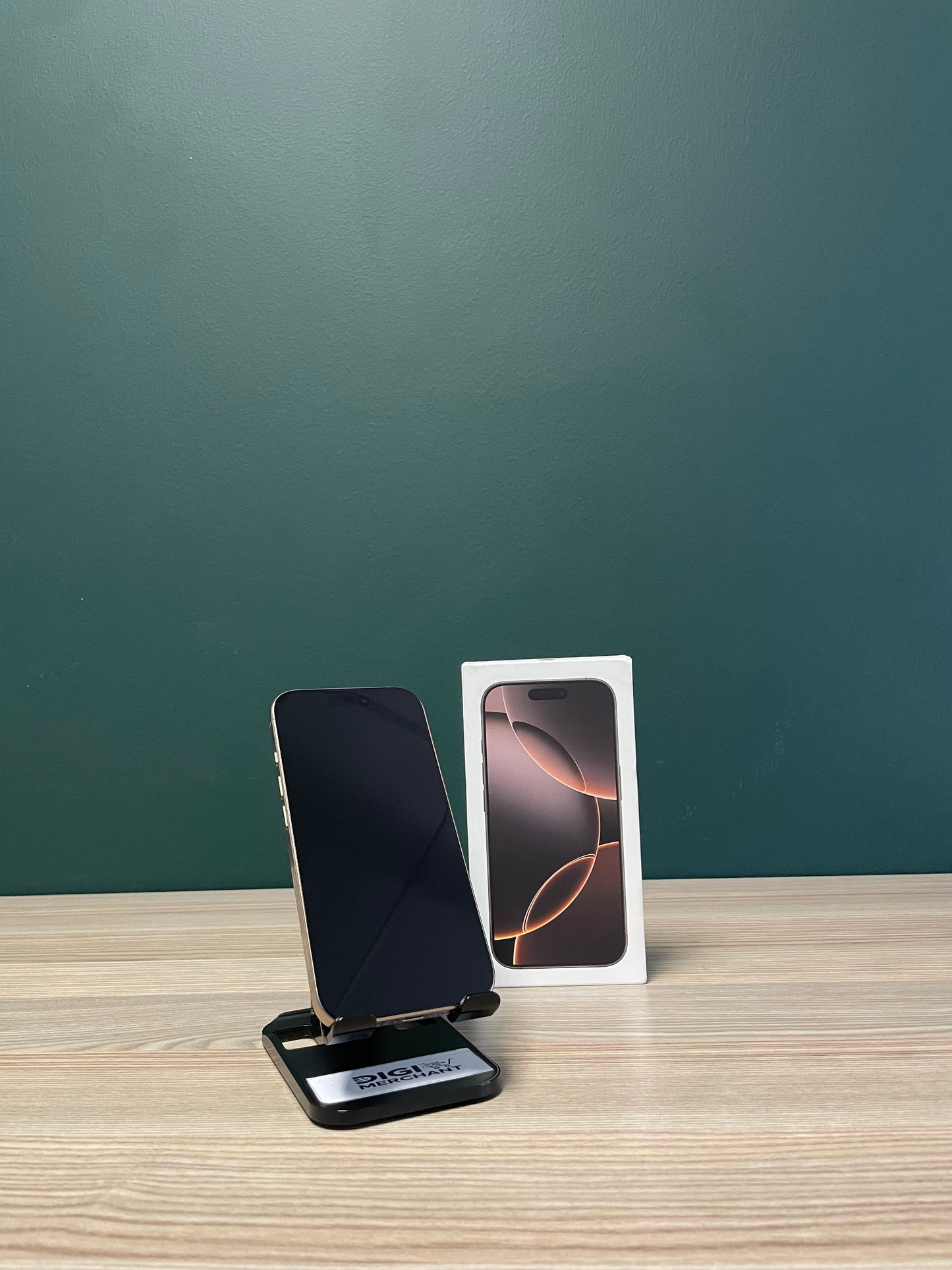 iPhone 16 Pro 128GB - Desert Titanium (Pre-owned | A-Grade)