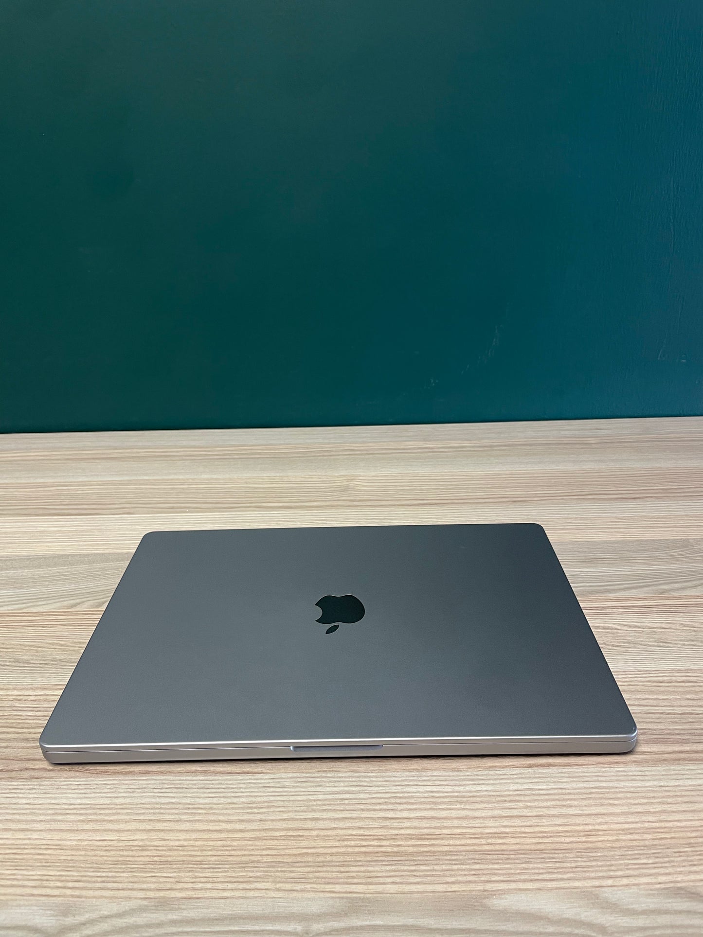 MacBook M1 Pro 16-inch 512GB | 16GB - Space Grey (Pre-owned)