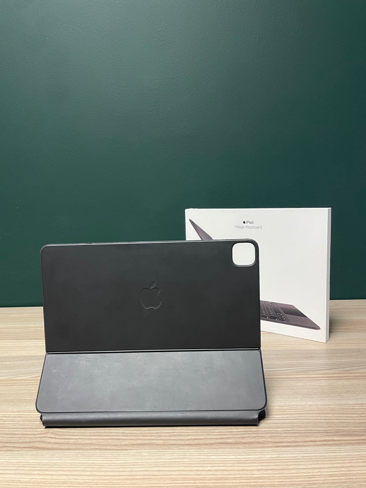 Magic Keyboard for iPad Pro 12.9-inch - (Pre-owned | B-Grade)