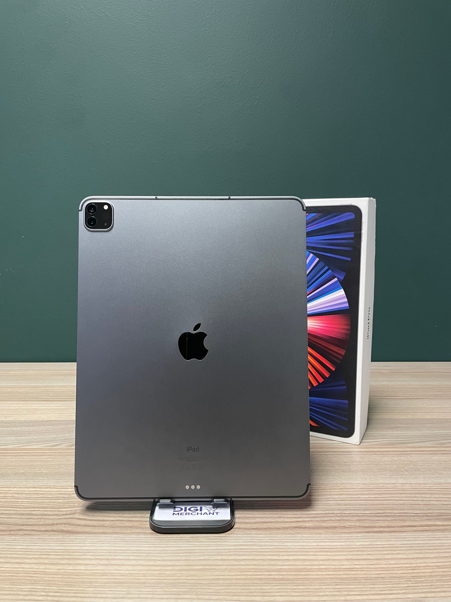 iPad Pro 12.9-inch M1 | Wi-Fi + Cellular | 256gb - Space Grey (Pre-owned | B-Grade)
