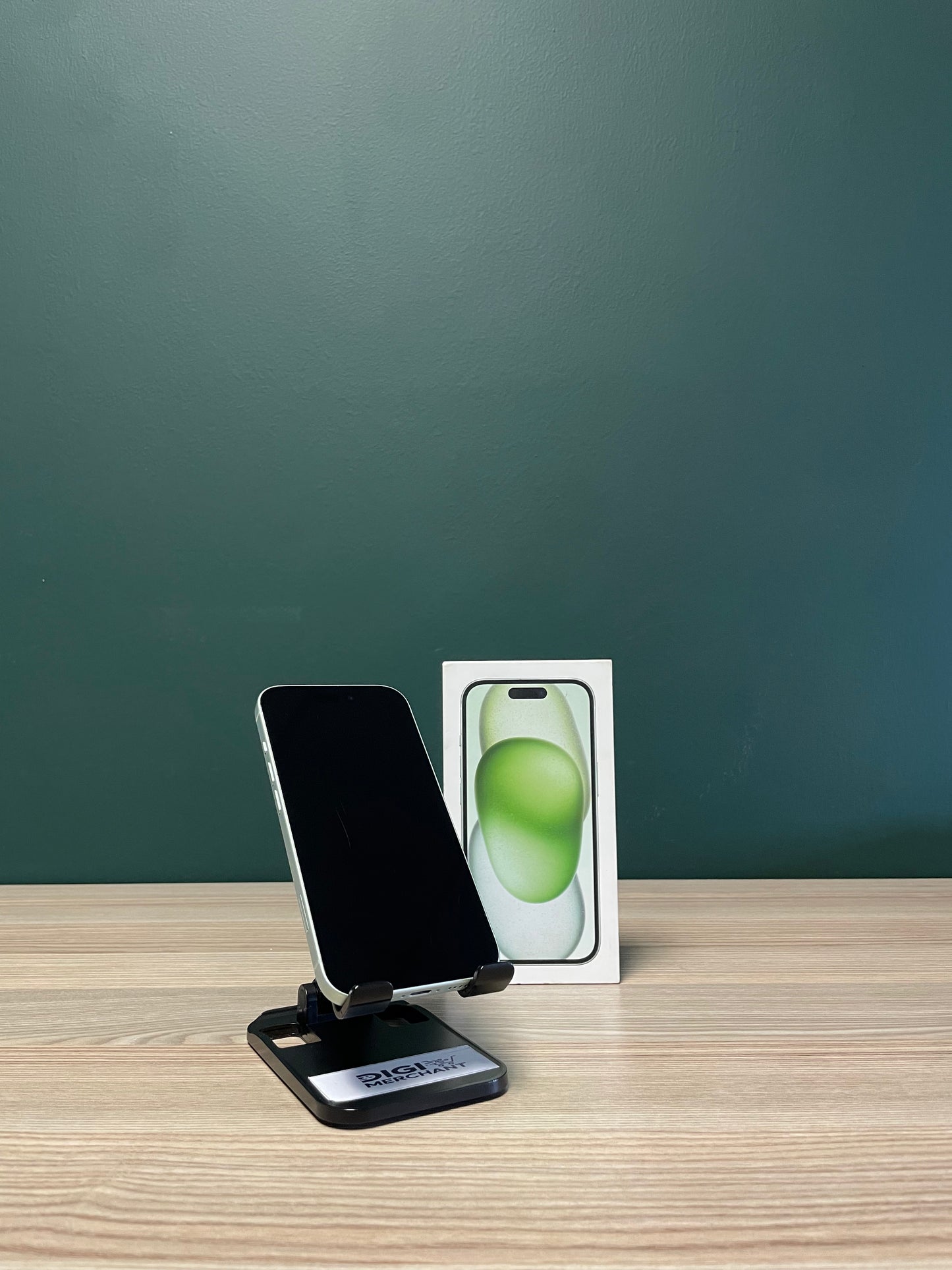 iPhone 15 128GB - Green (Pre-owned | B-Grade)
