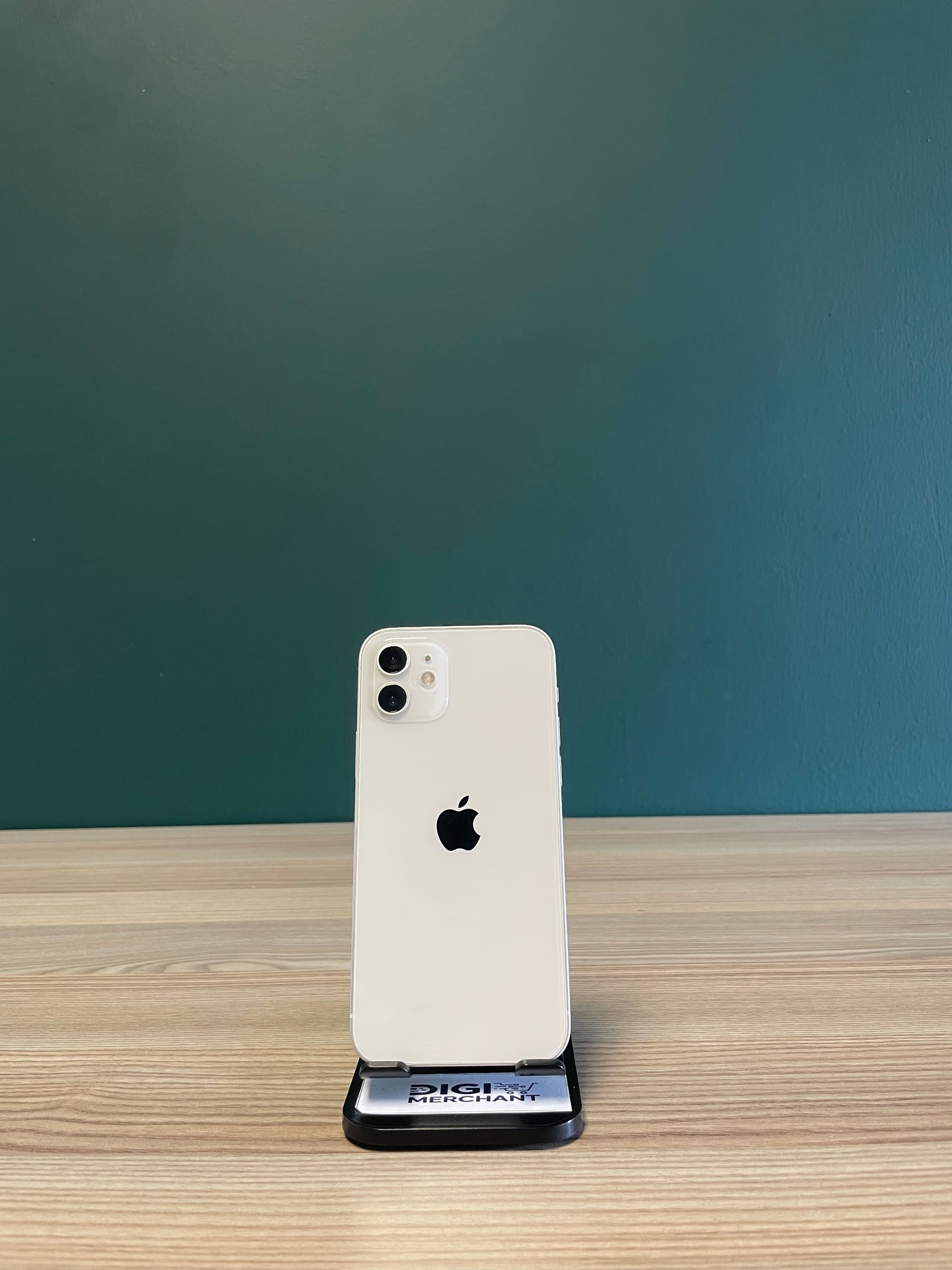 iPhone 12 128GB - White (Pre-owned | B-Grade)