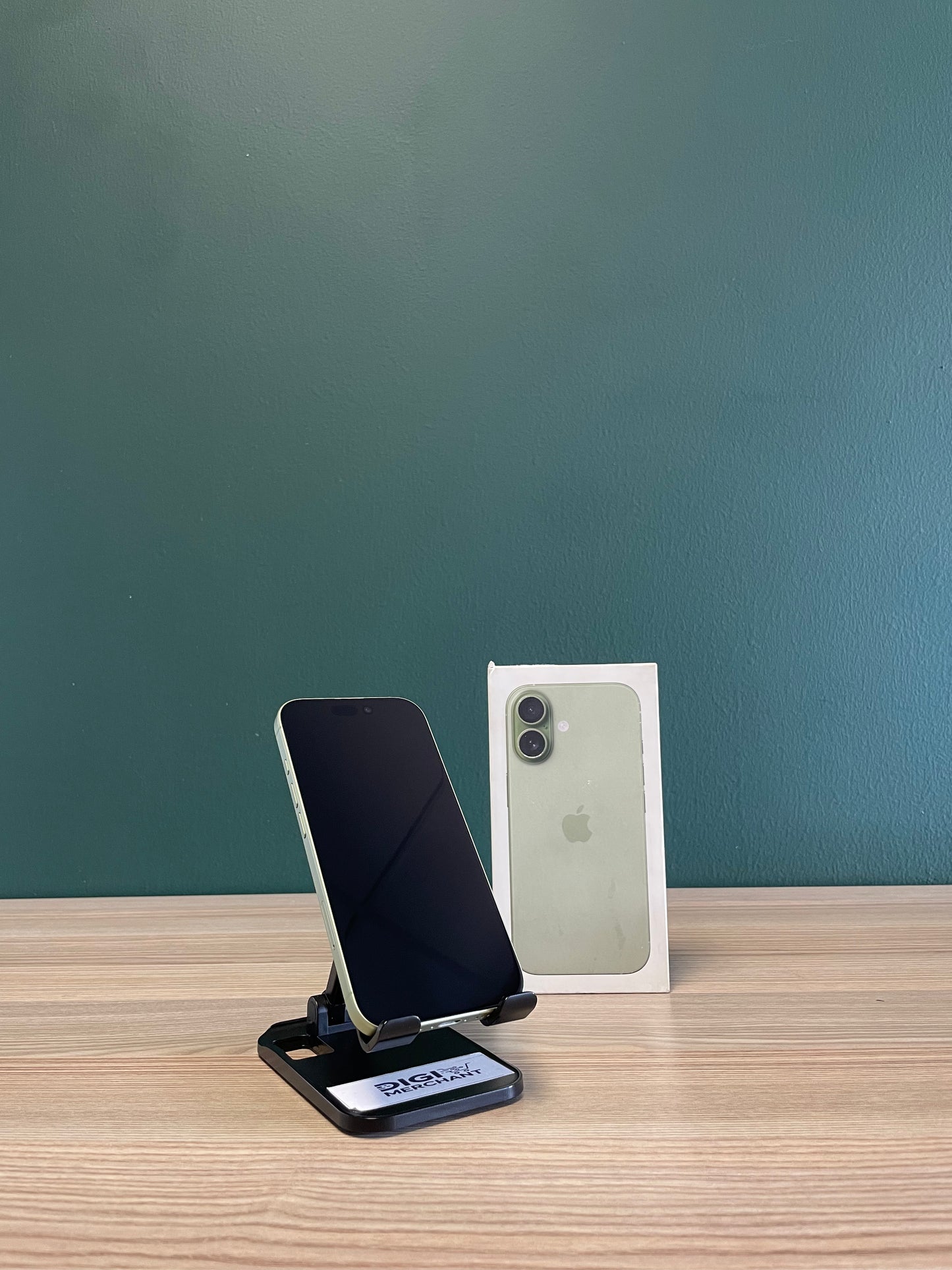 iPhone 17 256GB - Sage (Pre-owned | A-Grade)