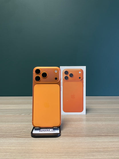 iPhone 17 Pro Max 512GB - Cosmic Orange (Pre-owned)