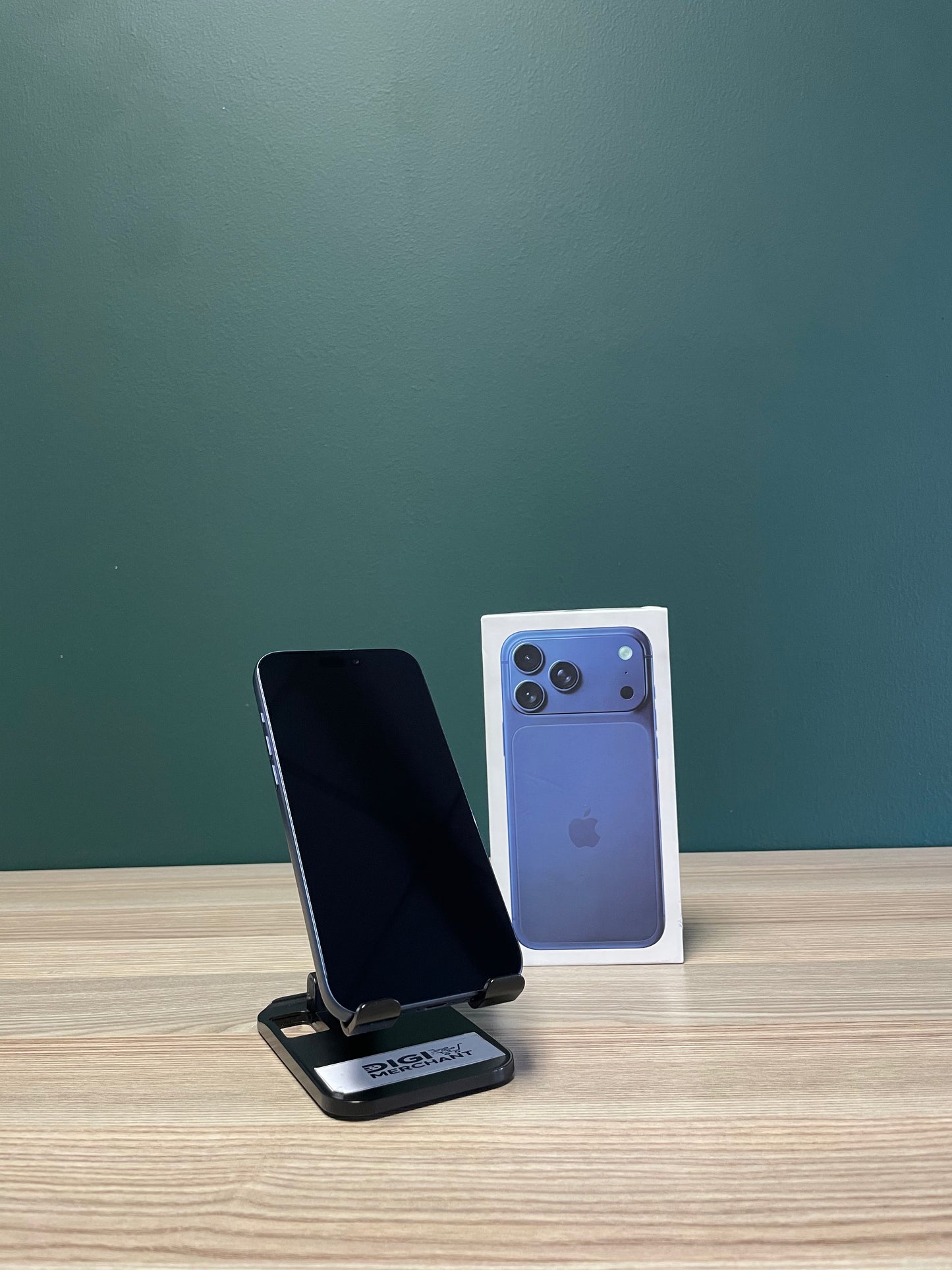 iPhone 17 Pro Max 256GB - Deep Blue eSIM (Pre-owned | A-Grade)