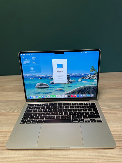 MacBook Air 13-inch | M2 Chip | 256GB | 16GB - Starlight (Pre-owned | B-Grade)