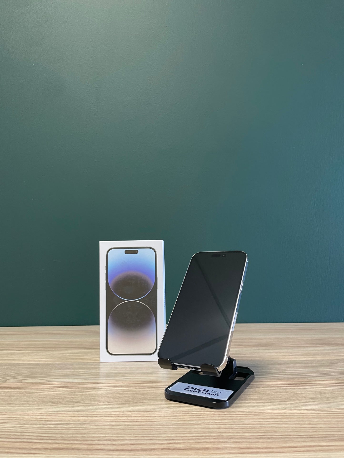 iPhone 14 Pro Max 128GB - Silver (Pre-owned | A-Grade)