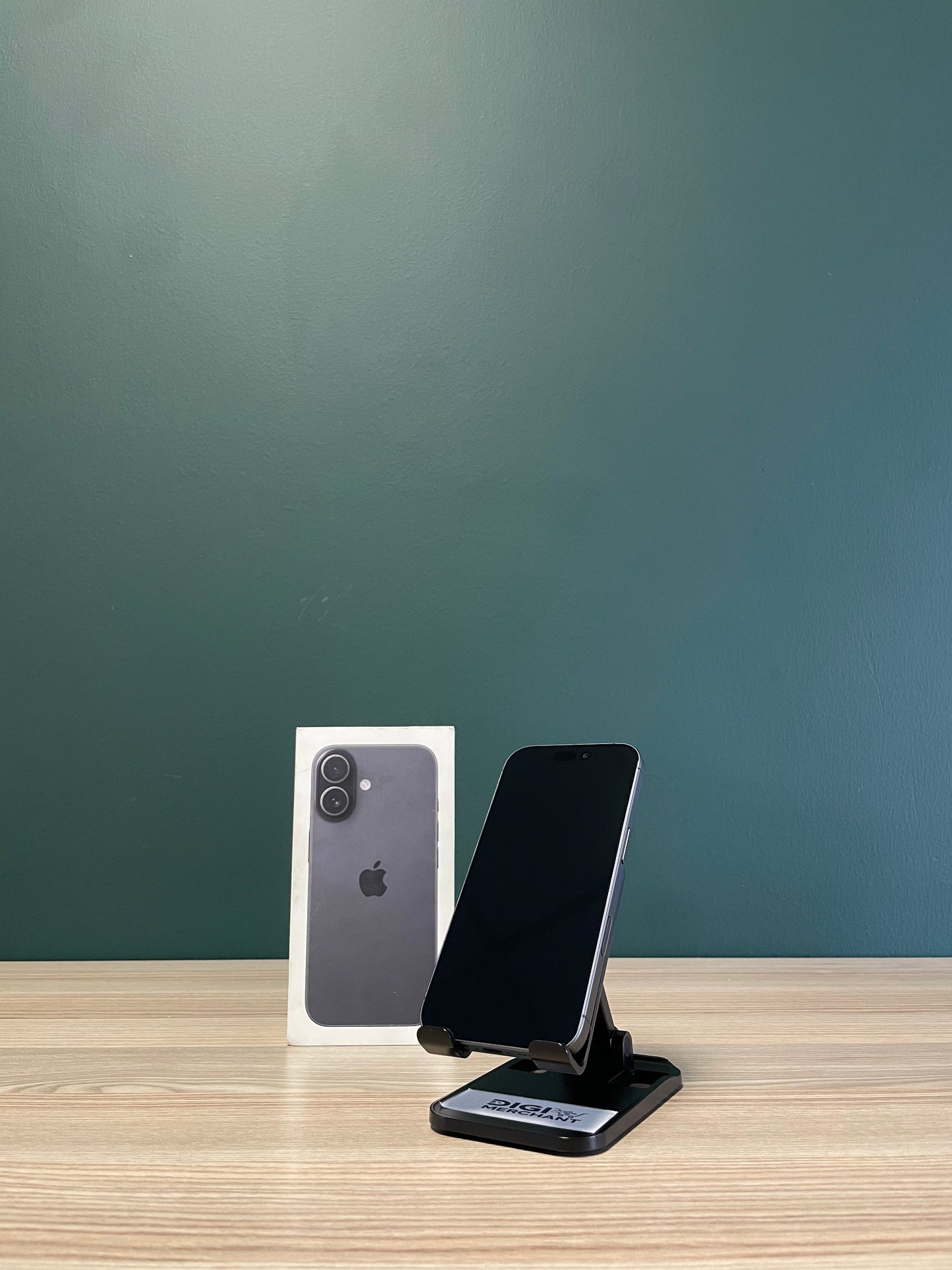 iPhone 17 256GB - Black (Pre-owned | A-Grade)