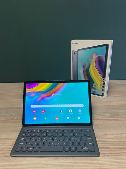 Samsung Tab S5e 64GB WiFi + Cellular With Keyboard Case (Pre-owned)