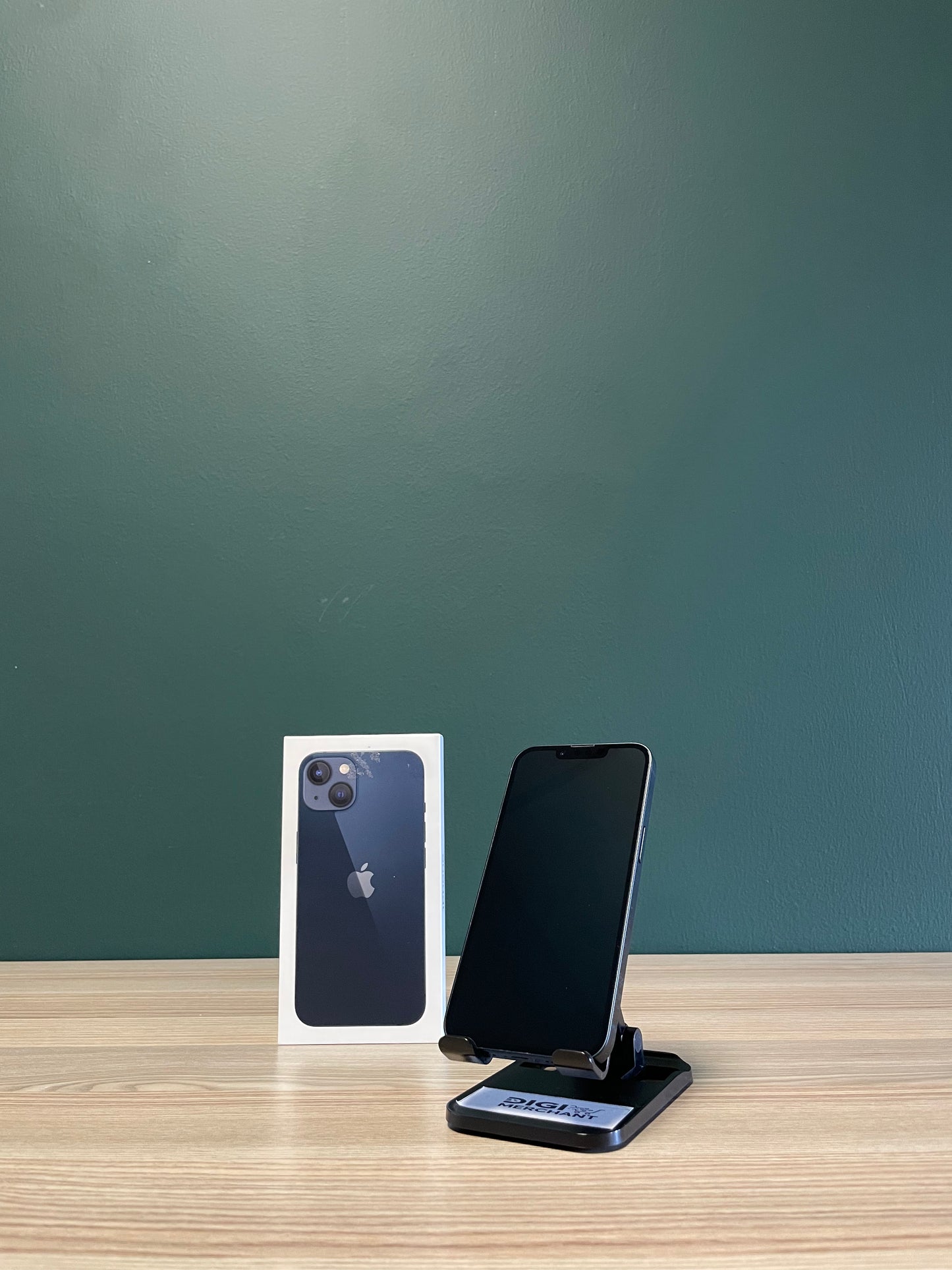 iPhone 13 128GB - Midnight (Pre-owned | B-Grade)