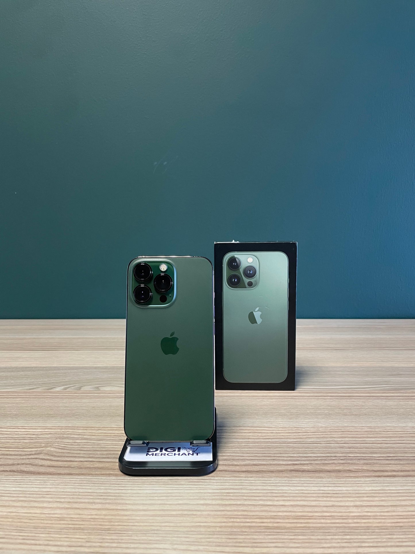 iPhone 13 Pro 256GB - Alpine Green (Pre-owned | B-Grade)