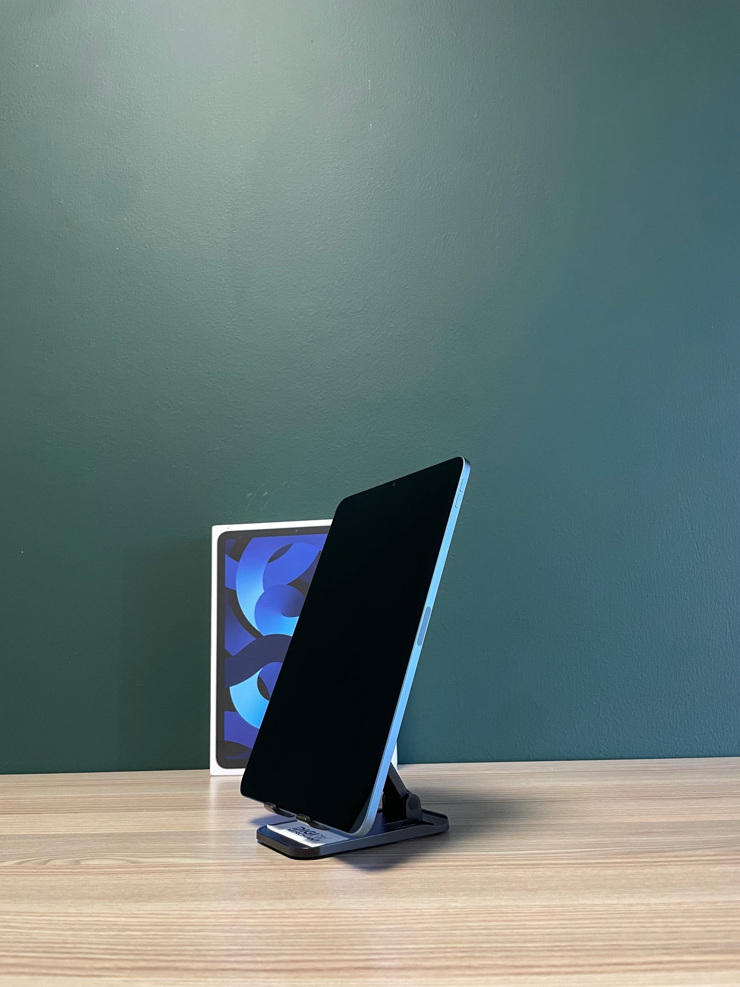 iPad Air 5th Gen M1 | 64GB | WiFi - Blue (Pre-owned | B-Grade)
