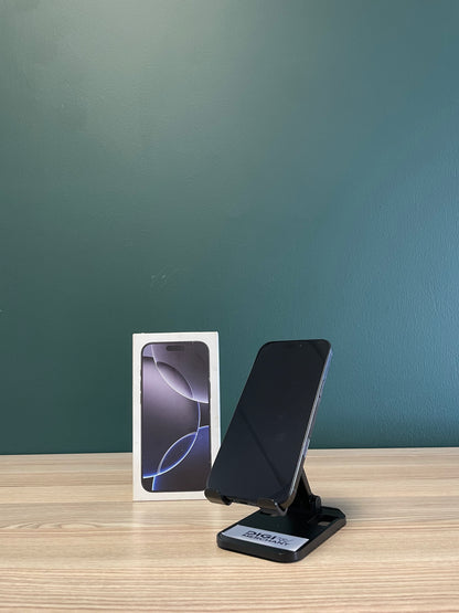 iPhone 16 Pro Max 256GB - Black Titanium (Pre-owned | C-Grade)