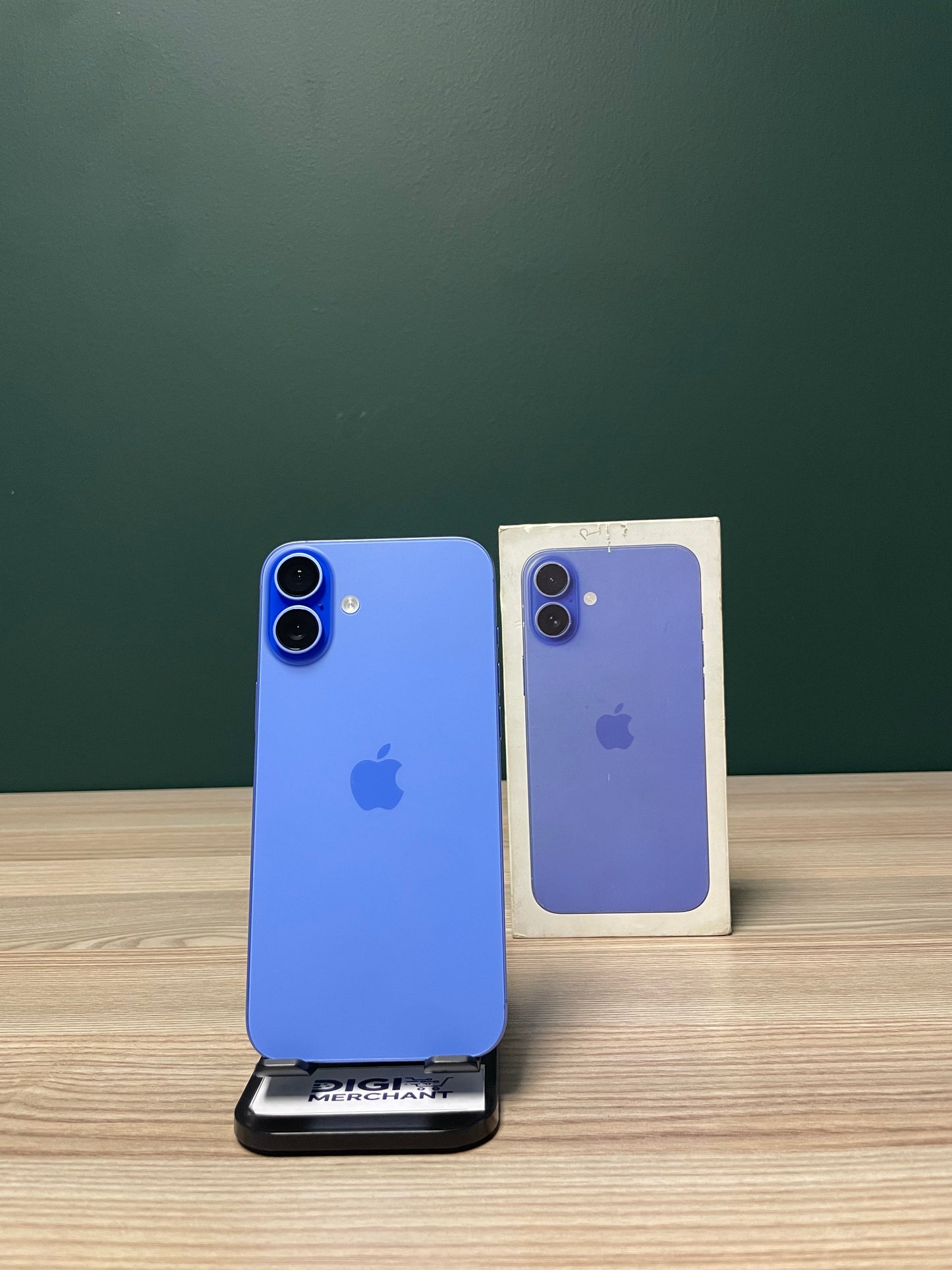 iPhone 16 Plus 128GB - Ultramarine (Pre-owned | B-Grade)