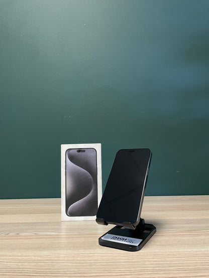 iPhone 15 Pro Max 256GB - Black Titanium (Pre-owned | A-Grade)