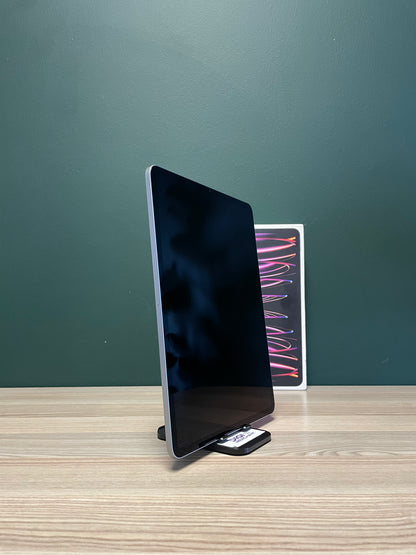 iPad Pro 12.9-inch M2 | Wi-Fi | 128gb - Space Grey (Pre-owned | B-Grade)
