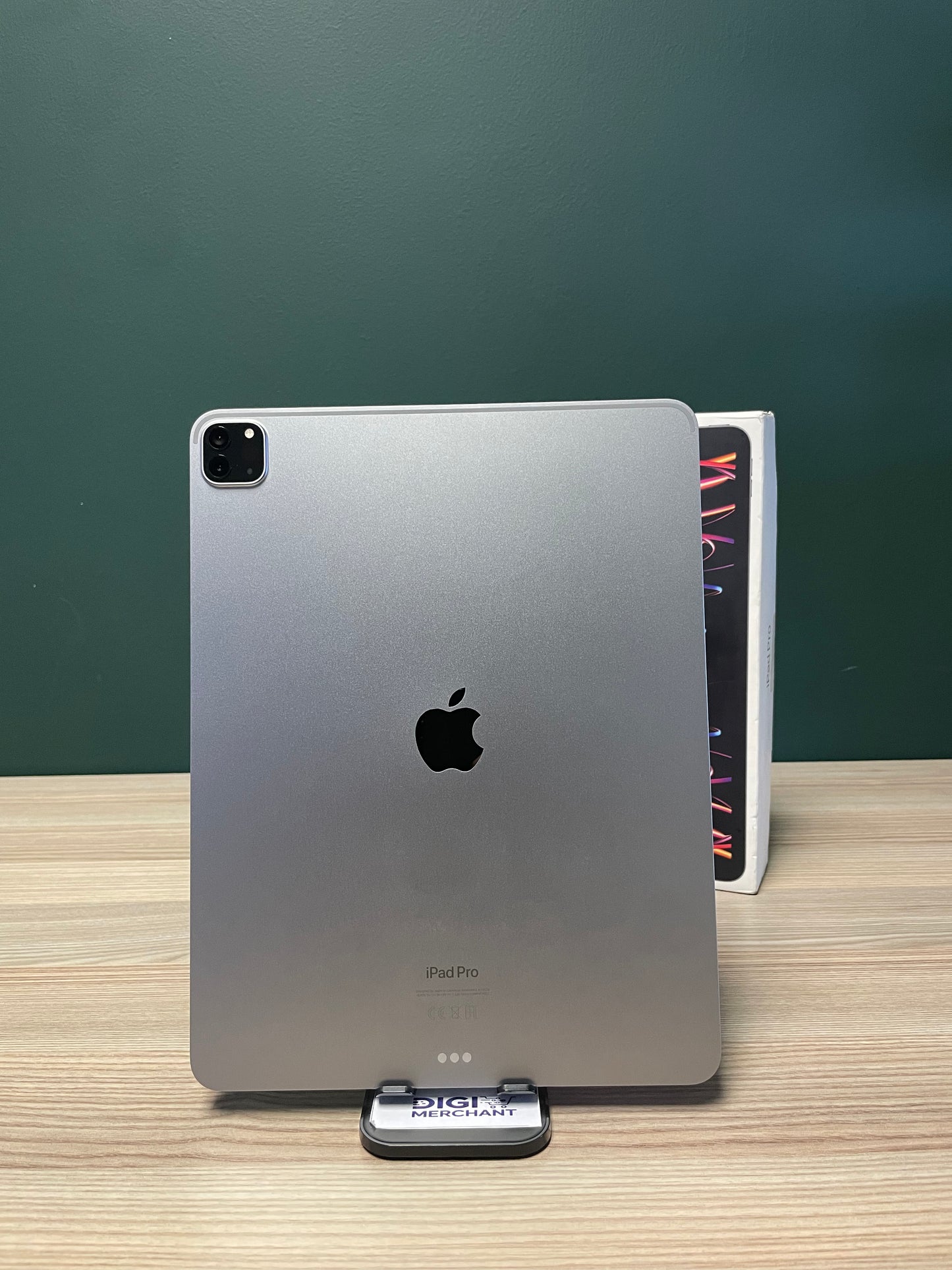 iPad Pro 12.9-inch M2 | Wi-Fi | 128gb - Space Grey (Pre-owned | B-Grade)