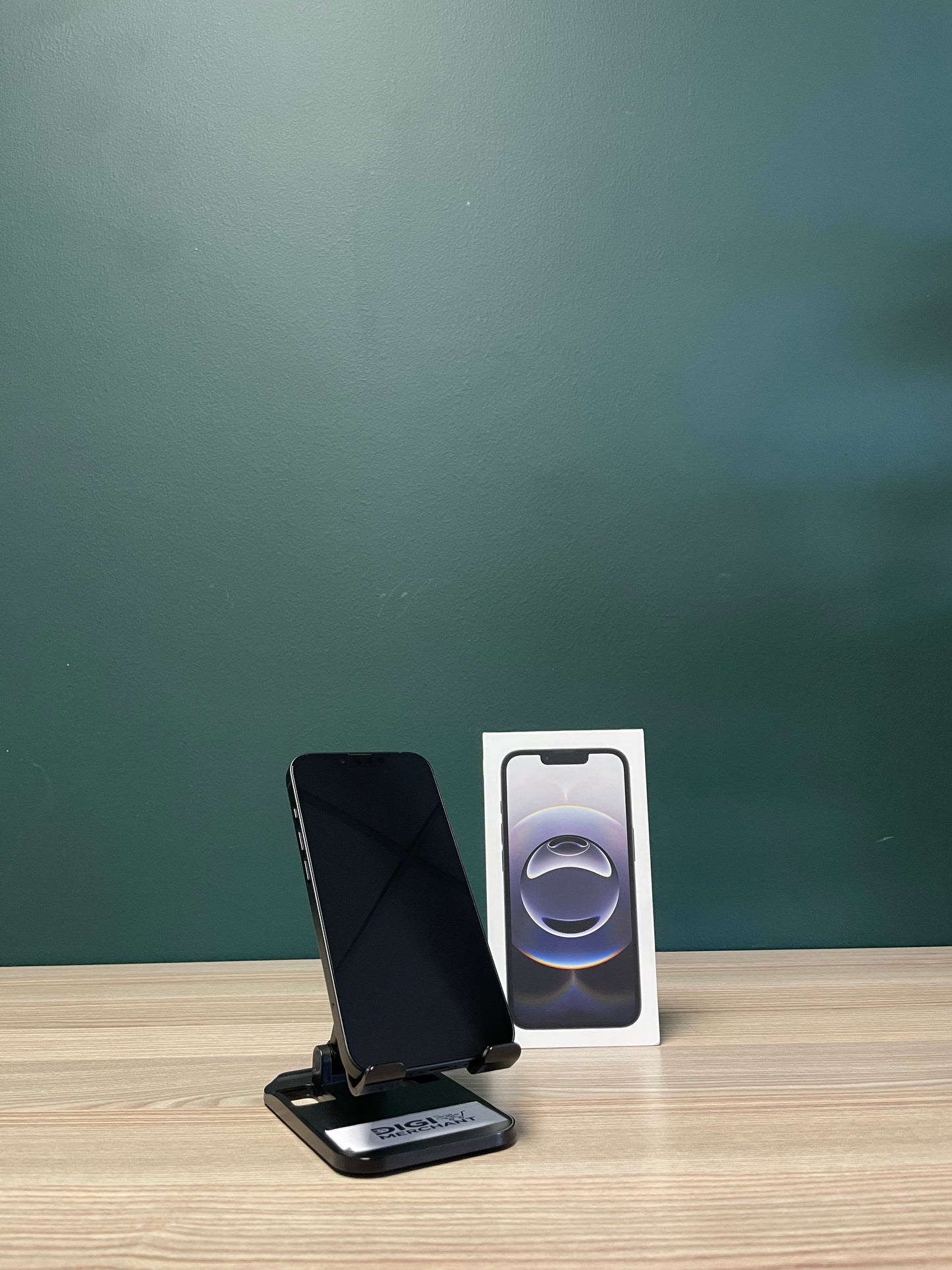 iPhone 16e 128GB - Black (Pre-owned | A-Grade)