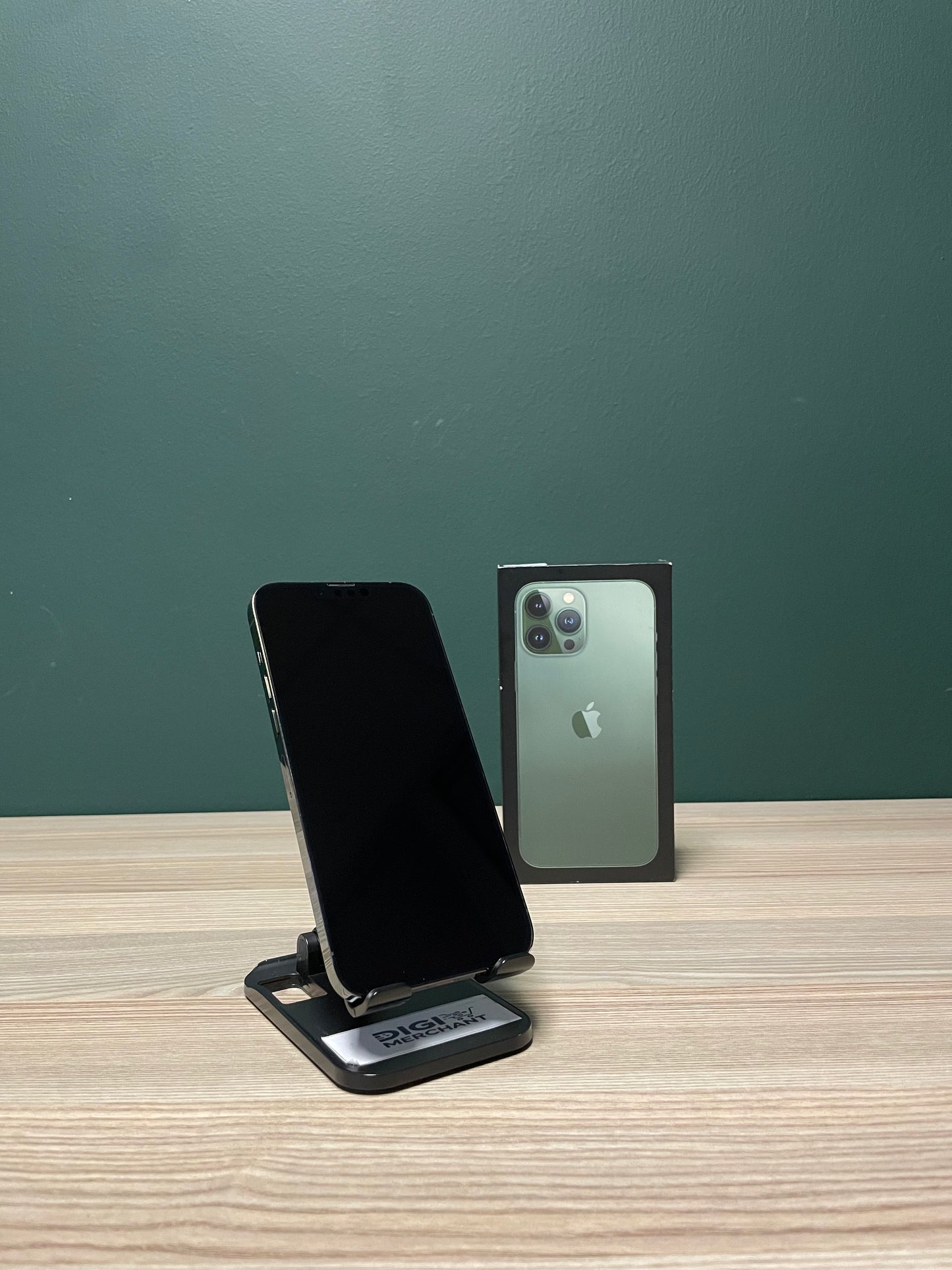 iPhone 13 Pro Max 256GB - Alpine Green (Pre-owned | B-Grade)