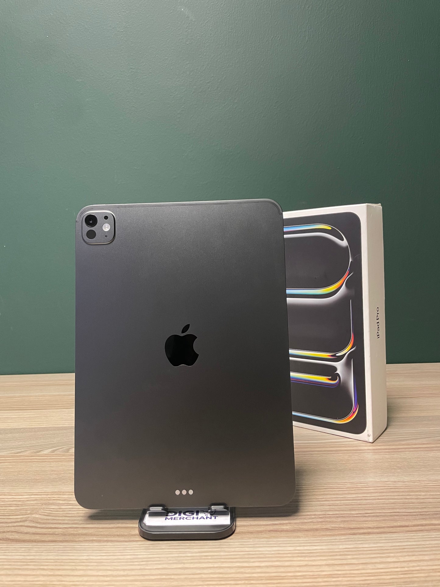 iPad Pro 11-inch M5 | Wi-Fi | 256gb - Space Black (Pre-owned | A-Grade - Pristine)