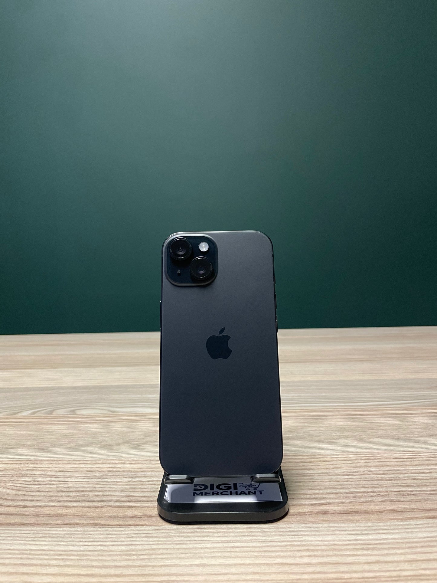 iPhone 15 128GB - Black (Pre-owned | B-Grade)