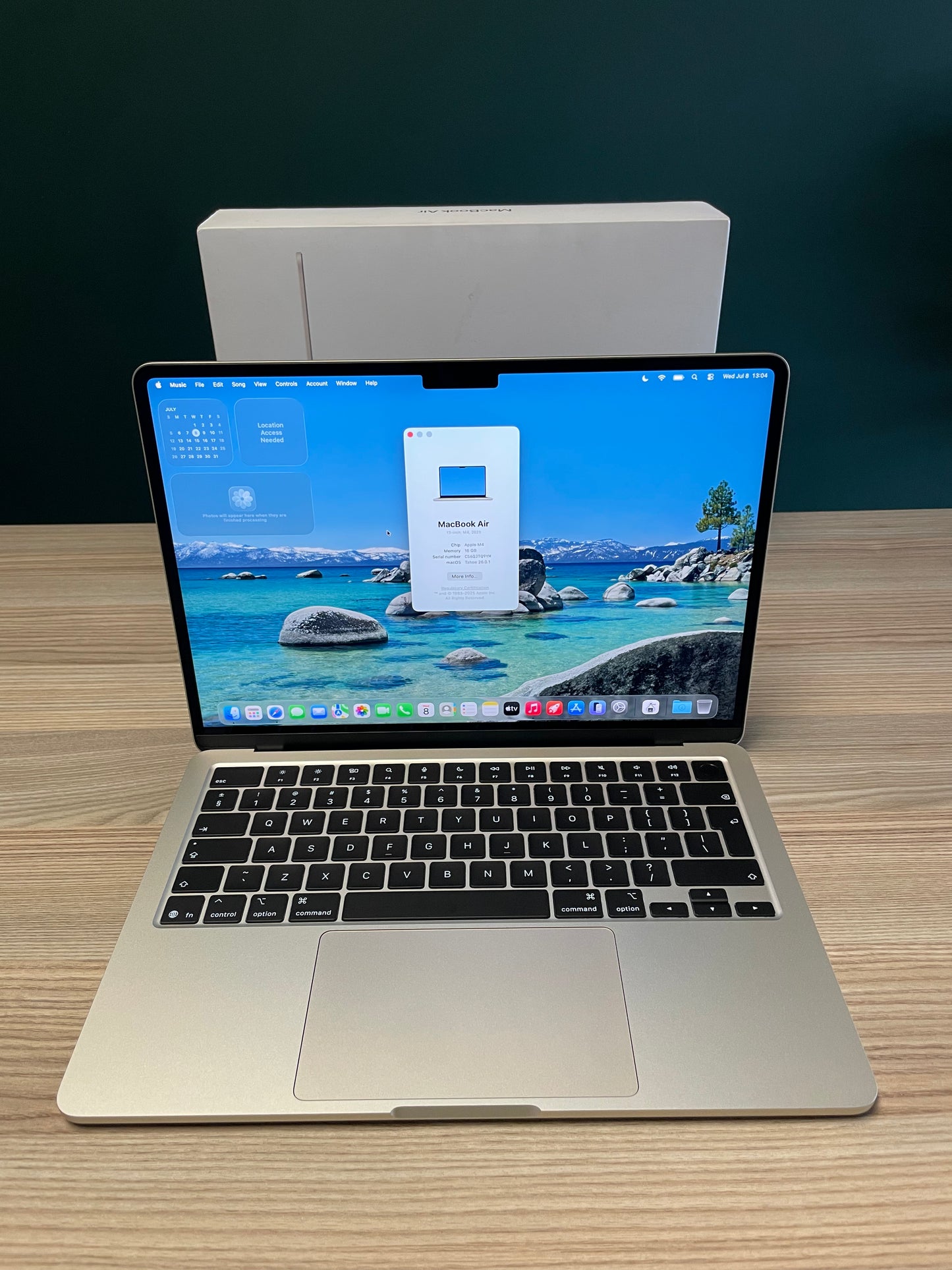 MacBook Air 13-inch | M4 Chip | 256GB | 16GB - Starlight (Pre-owned | A-Grade Pristine)