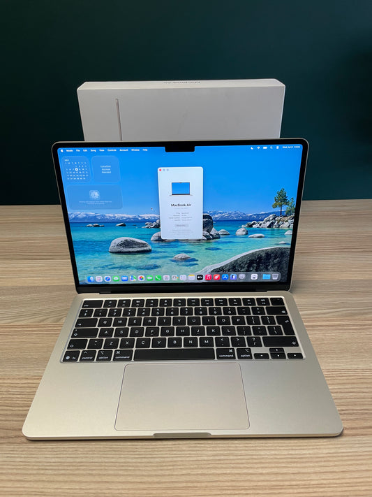 MacBook Air 13-inch | M4 Chip | 256GB | 16GB - Starlight (Pre-owned | A-Grade Pristine)