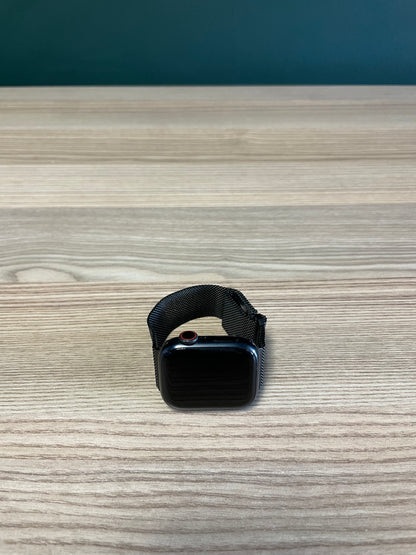 Apple Watch Series 9 GPS + Cellular - 41mm Midnight (Pre-owned | B-Grade)