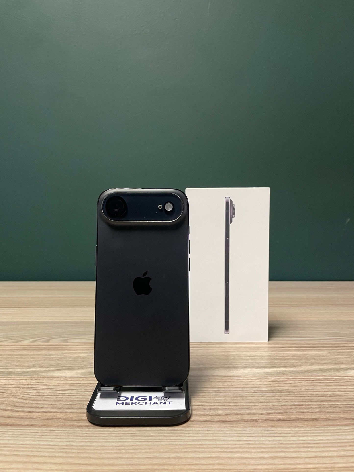 iPhone Air 256GB - Space Black (Pre-owned | A-Grade)