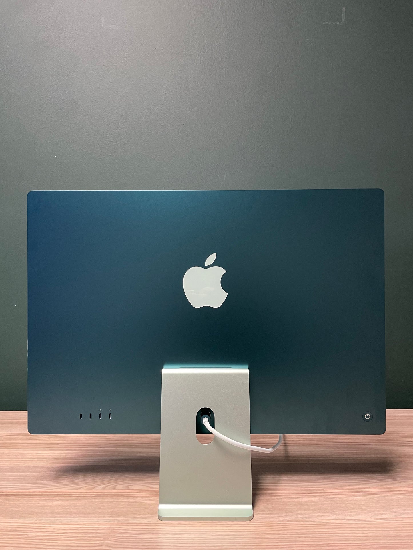 iMac 24-inch M1 Chip | 16GB | 256GB - Green (Pre-owned | A-Grade)