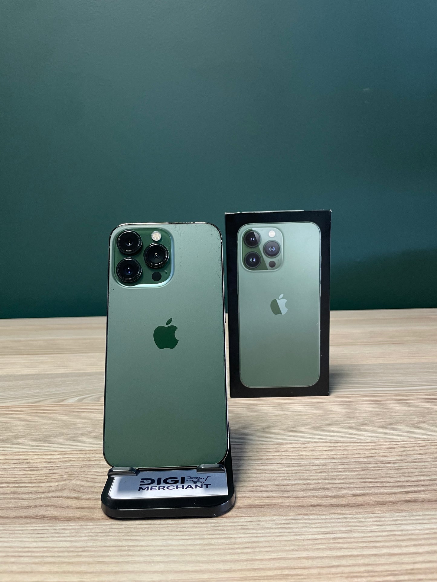 iPhone 13 Pro 256GB - Alpine Green (Pre-owned | B-Grade)