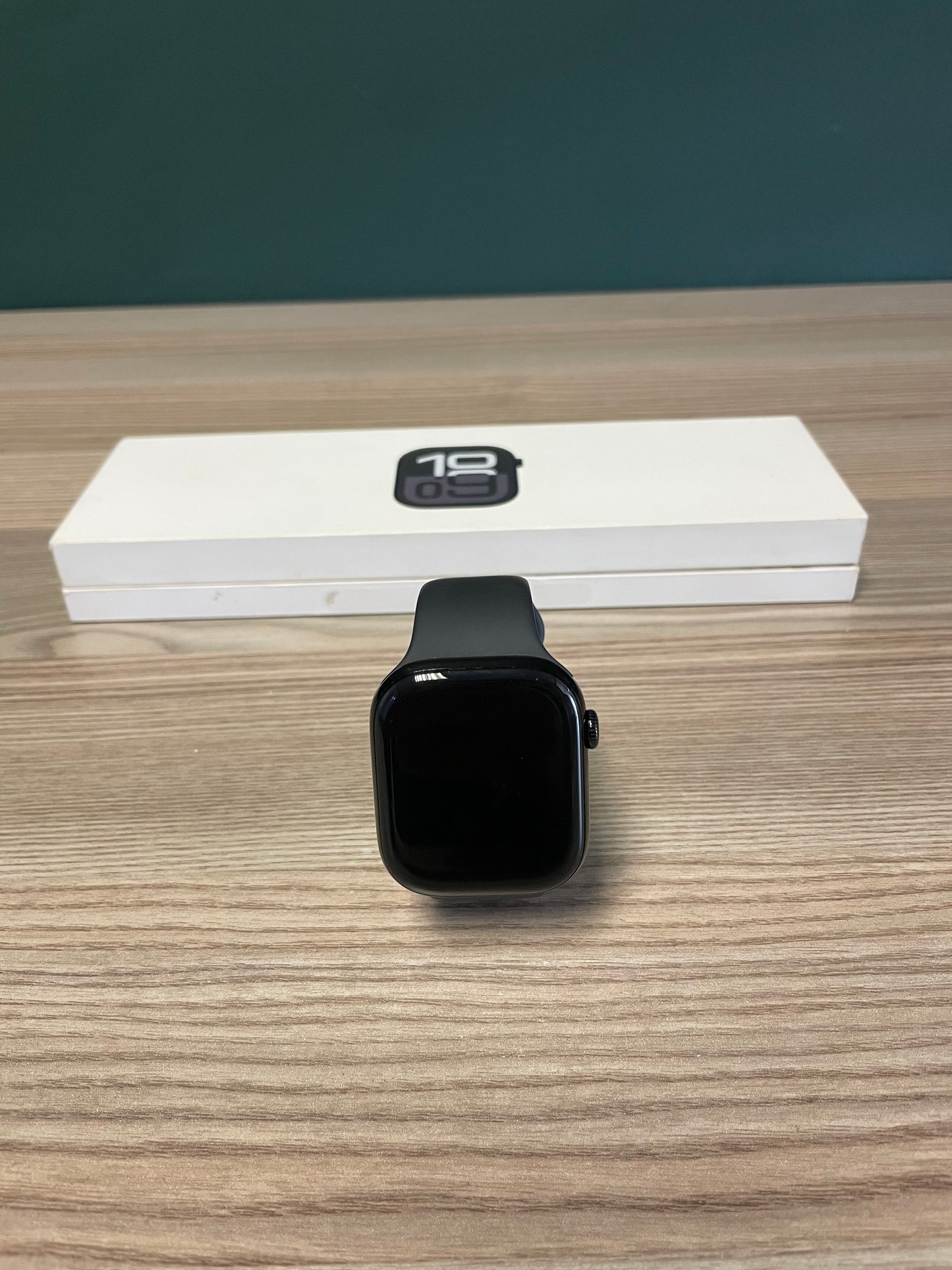 Apple Watch Series 11 GPS + Cellular - 46mm Jet Black (Pre-owned | B-Grade)