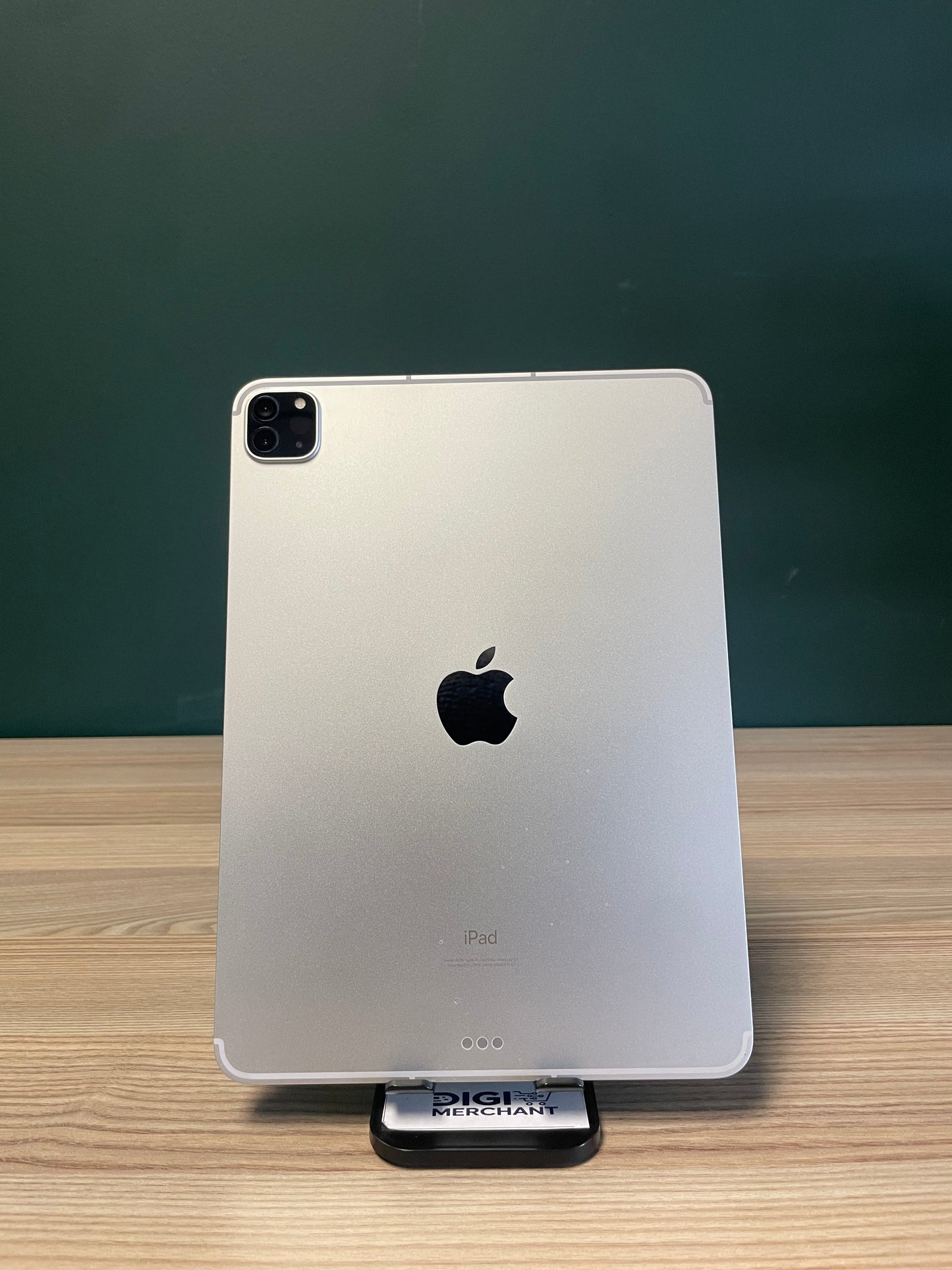 iPad Pro 11-inch M1 | Wi-Fi  + Cellular | 256GB - Silver (Pre-owned | B-Grade)